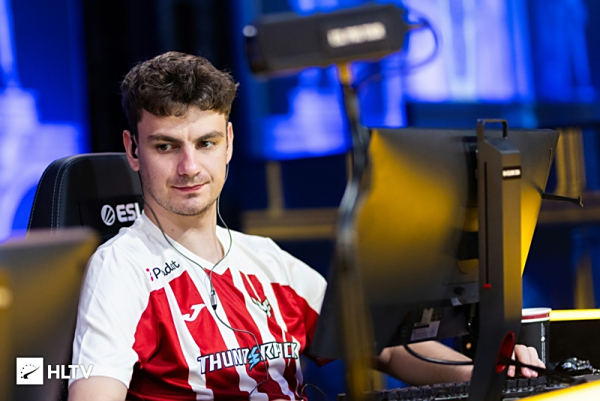 是拉齐奥必 是拉齐奥必